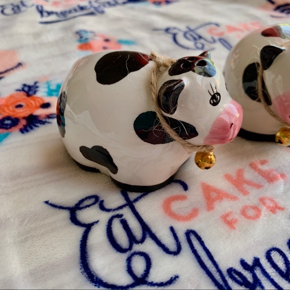 🐄 Cow Salt & Pepper Shakers 🐄 - Picture 5 of 10